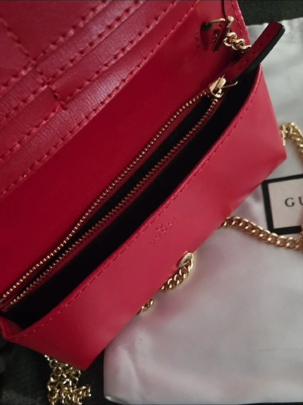 Gucci Red Trim GG Canvas Chain Wallet - Picture 7 of 7